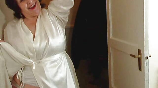 お気に入り :  ラフなデートで支配されたピッグテールのブロディのオマンコ エロ 動画 女 向け ムービークリップ 