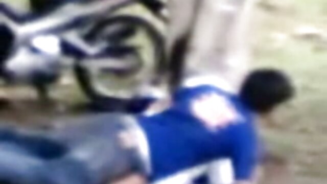 お気に入り :  不道徳な女の子は彼女の猫で何かをするためにトレーナーを雇いました 女性 の 為 の エロ 動画 ムービークリップ 
