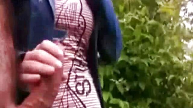 お気に入り :  見事なルーマニアのポルノスターが大きなペニスを懇願する 女性 が 見る エロ 動画 ムービークリップ 